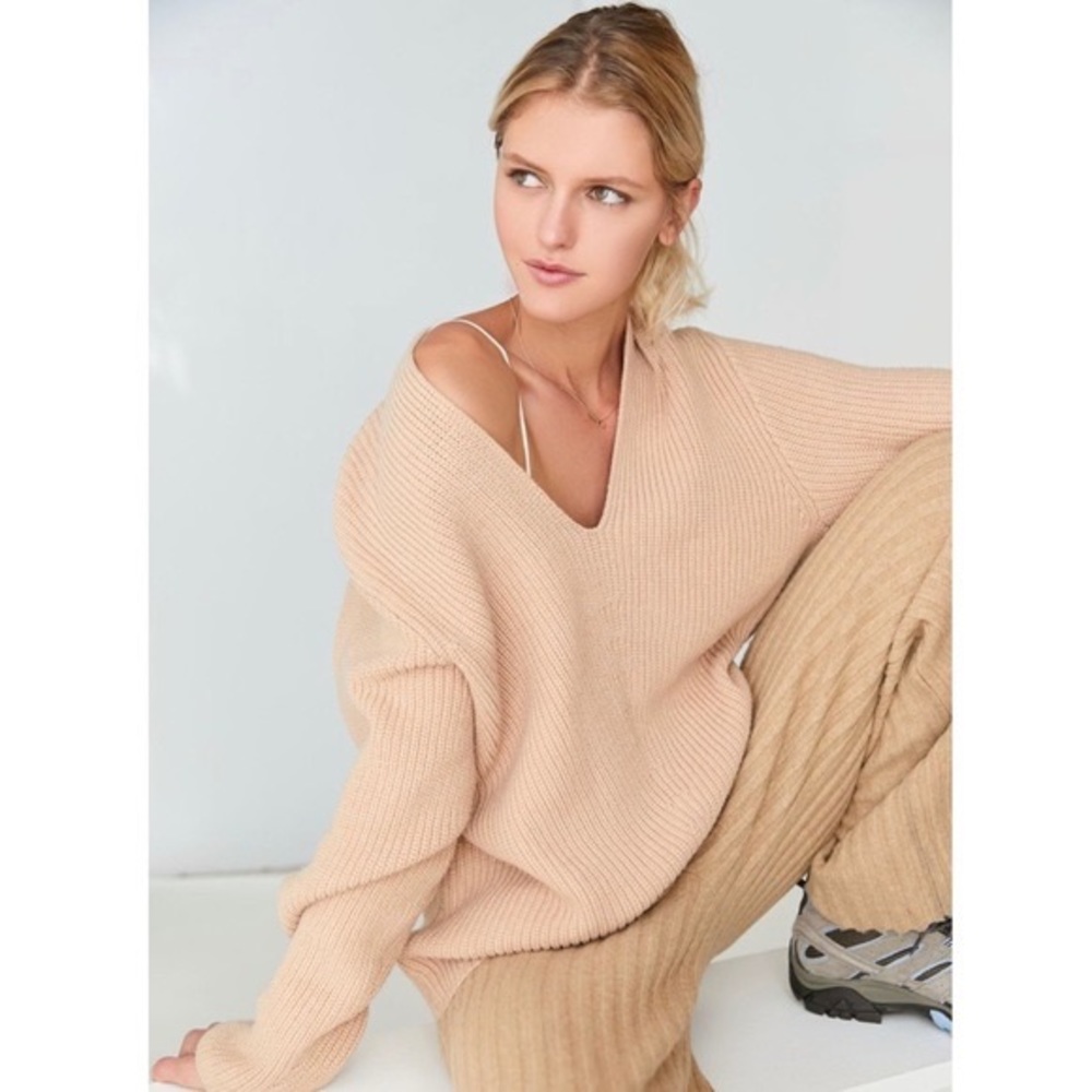 NWT Urban Outfitters oversized sweater/dress small